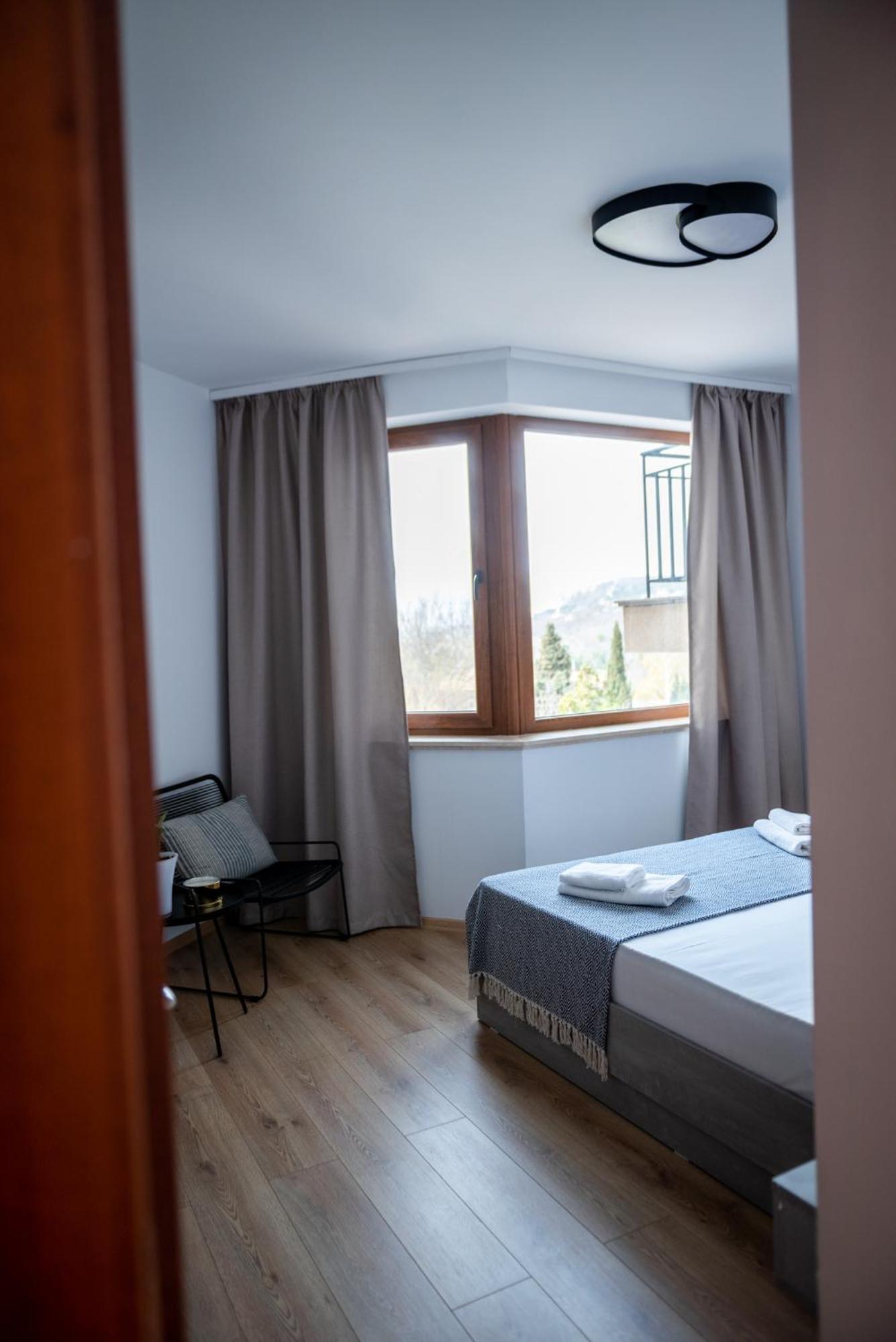 Queen'S Garden Balchik Apartment Екстериор снимка